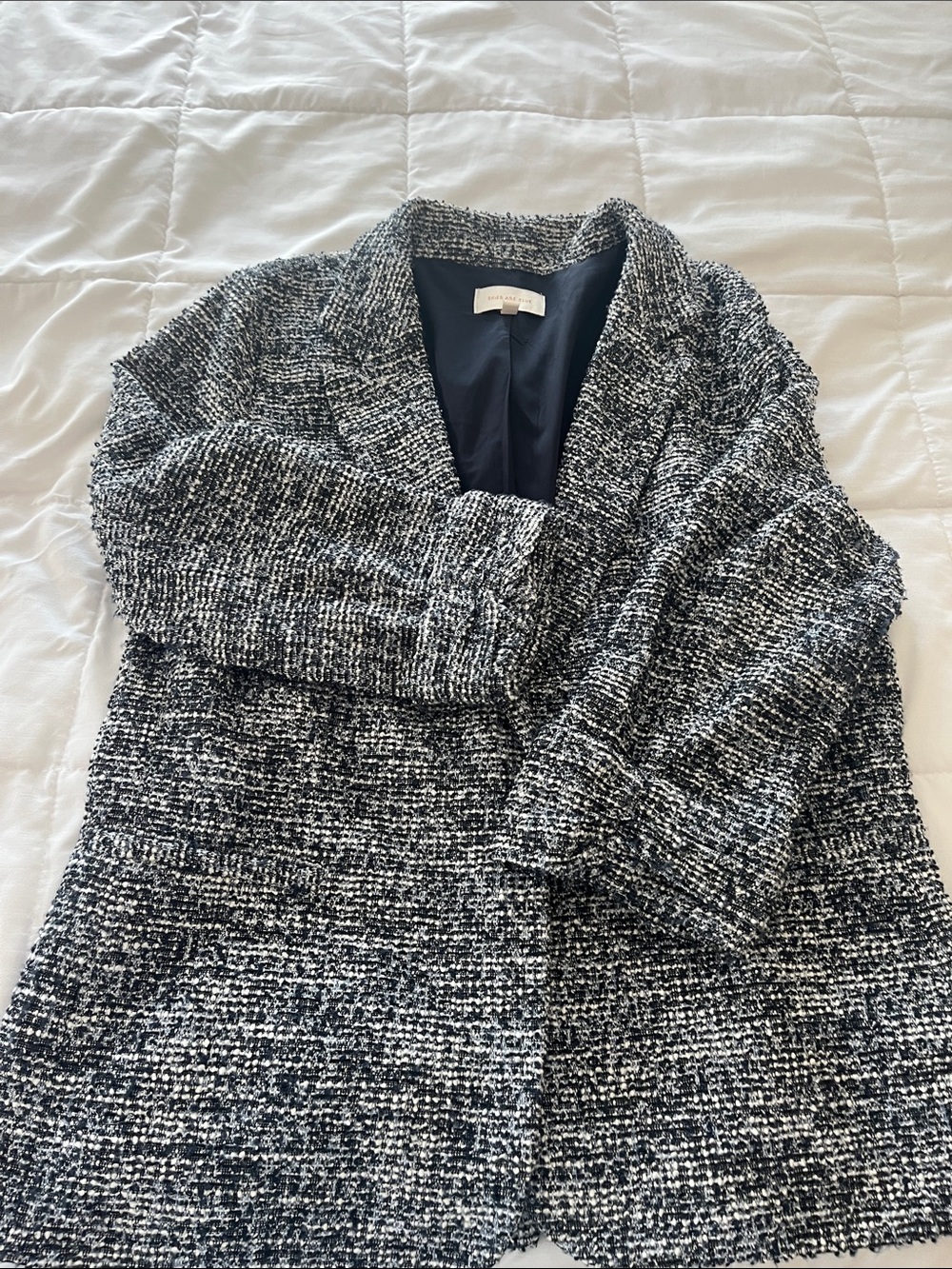 Skies Are Blue Navy & White Bouclé Knit Blazer